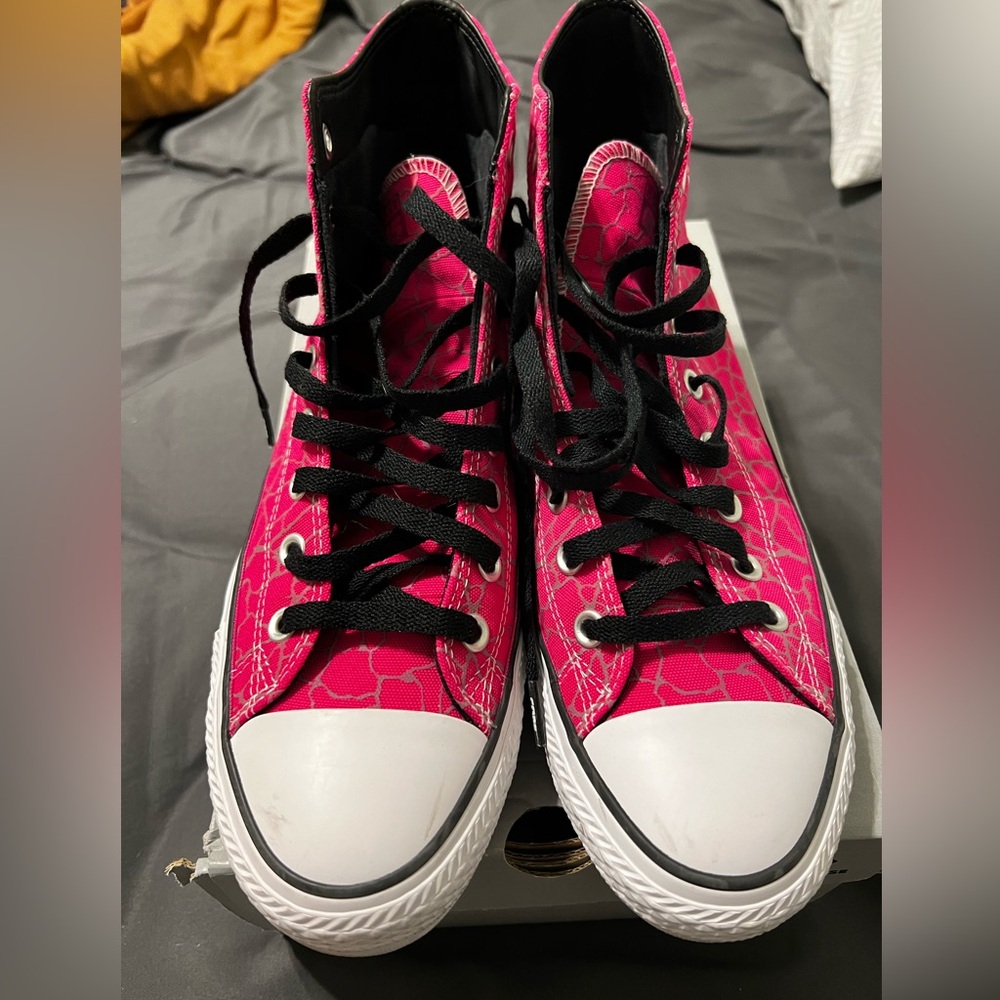 Converse “Cons” Pink Sneakers - Picture 9 of 10